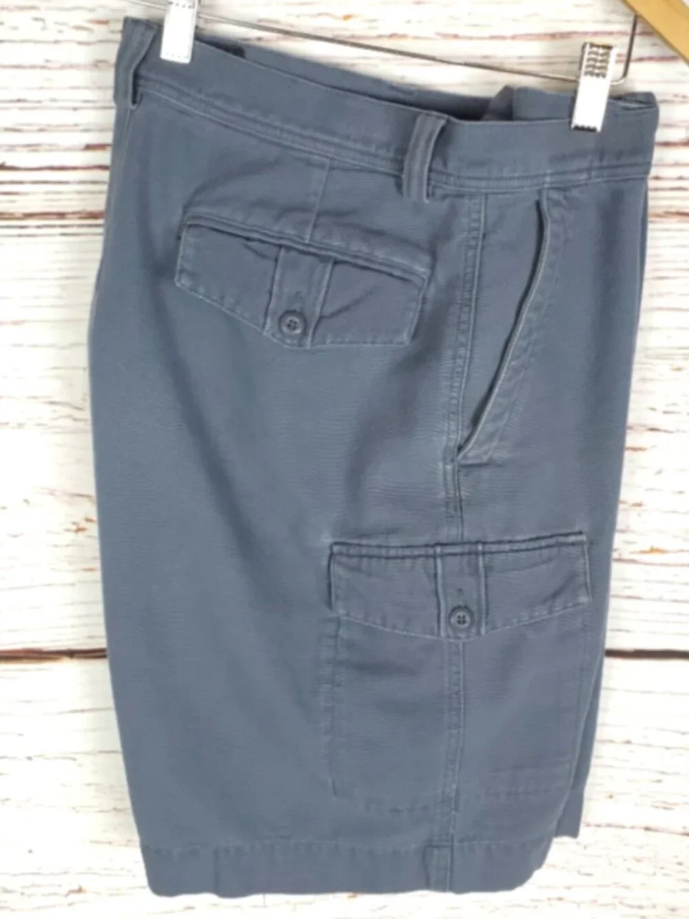 Eddie Bauer Button Fly Cargo Shorts‎ Men's Size 32 Gray 100% Cotton
